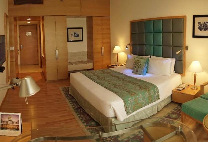 غرفة سوبيريور مطلة على المدينة, Taj Chandigarh