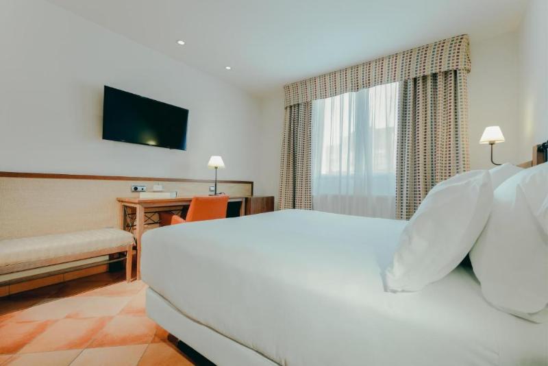 Номер Deluxe, Taj Club House