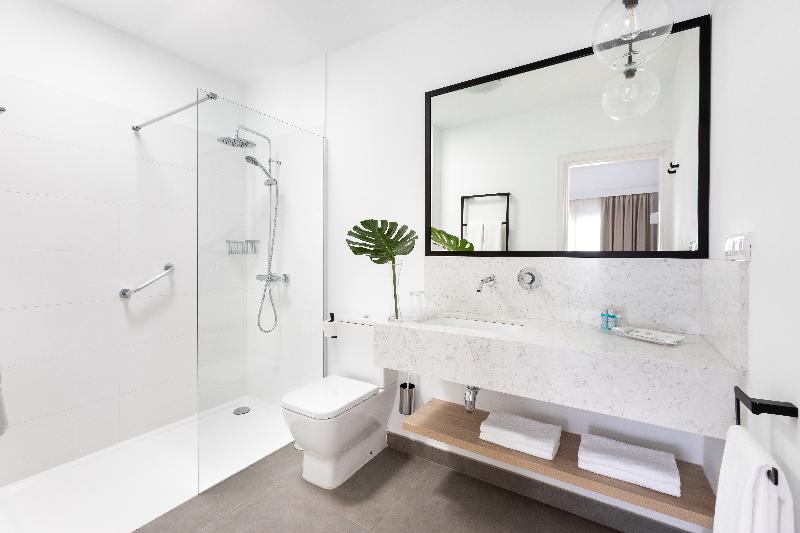 Номер Премиум, Taj Club House