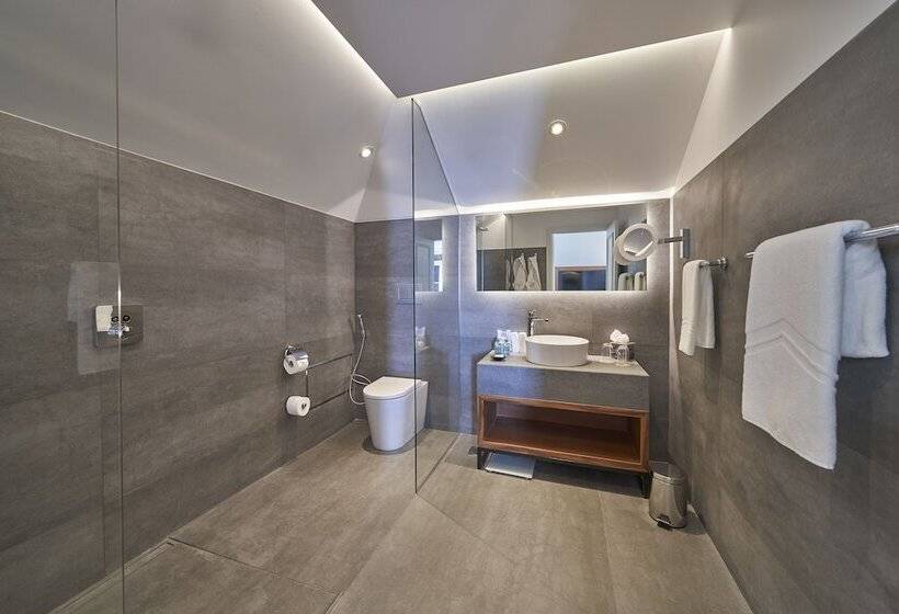 스위트, Les Suites At The Cliff Bay   Portobay
