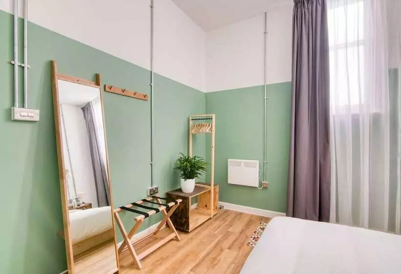 デラックスルーム, Ph Hostel Birmingham