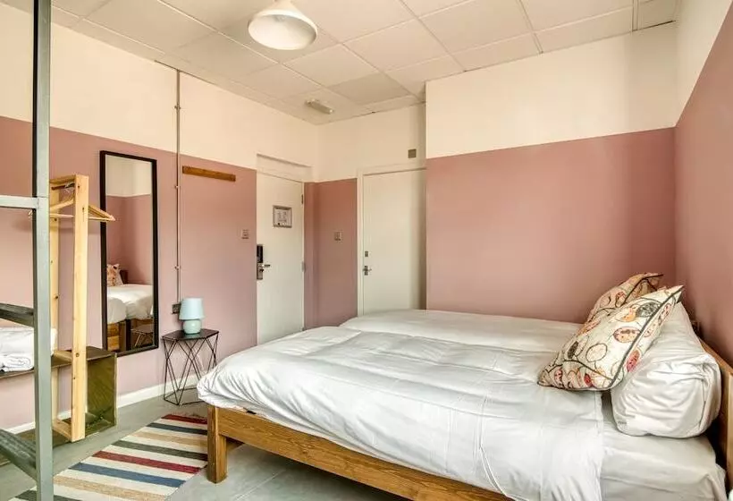 スタンダード４人部屋, Ph Hostel Birmingham