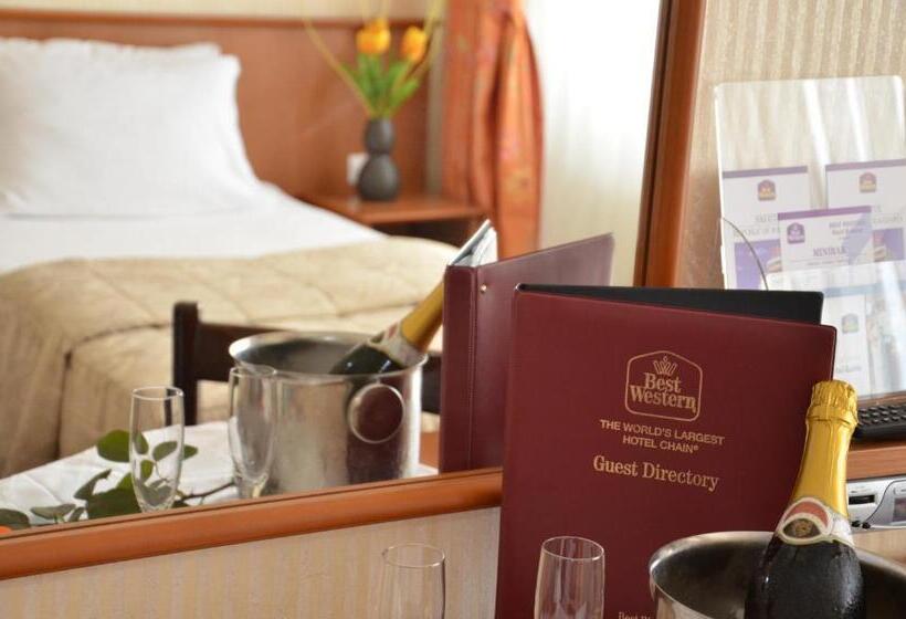 اتاق استاندارد با بالکن, Bellevue