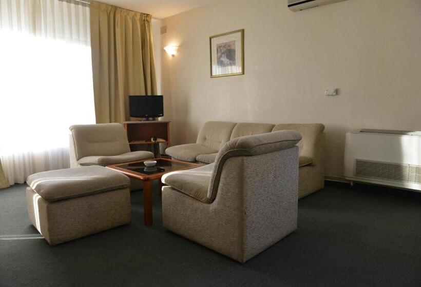 بانگلوی استاندارد, Bellevue