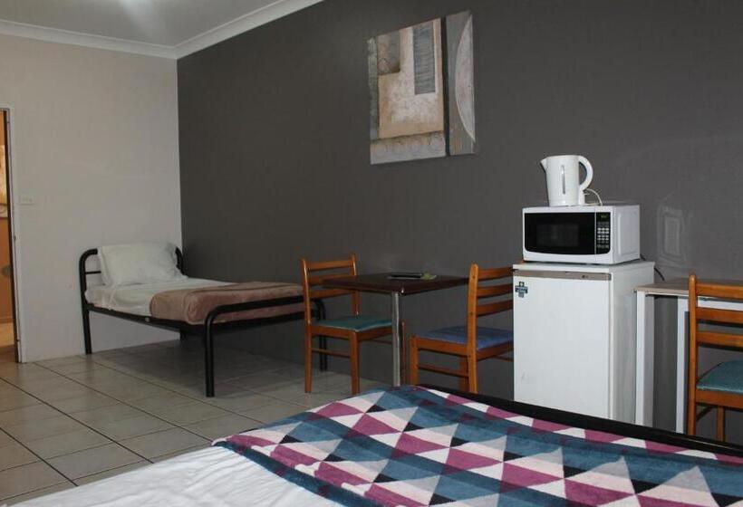 バスルーム共有のトリプルスタンダード, Bohemia Resort Cairns