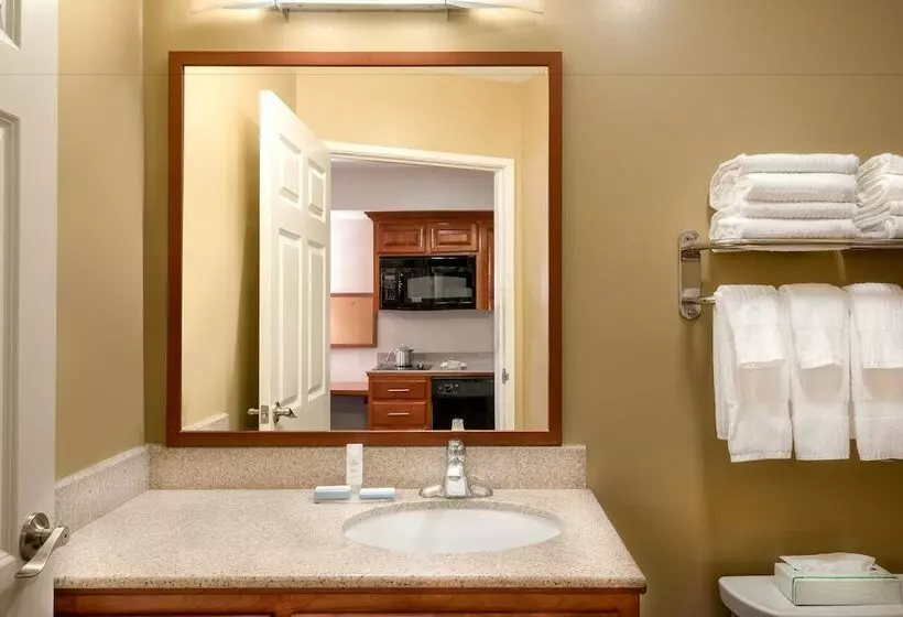 スタンダードスタジオ, Candlewood Suites Lax Hawthorne, An Ihg