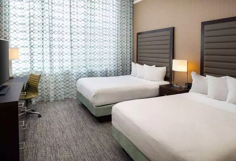 プレミアムスイート, Embassy Suites Lincoln