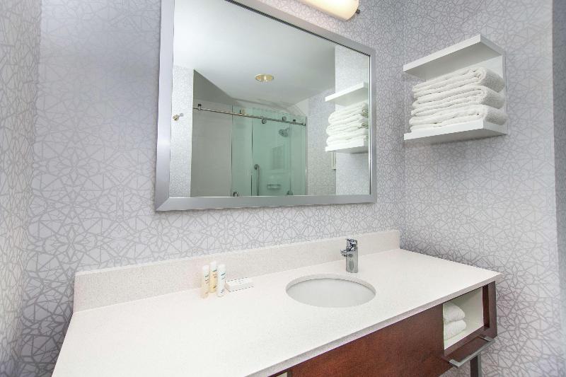 جناح سرير كينج, Hampton Inn Deadwood At Tin Lizzie Gaming Resort