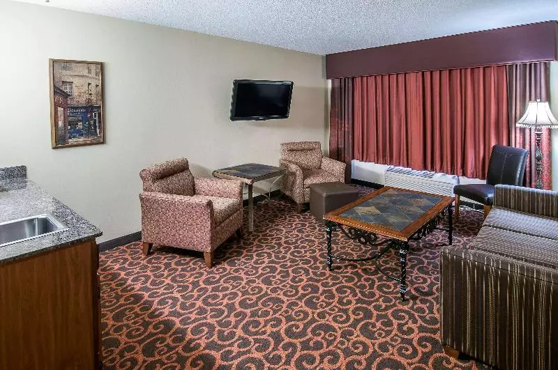 キングサイズベッドのスイートルーム, Hampton Inn Deadwood At Tin Lizzie Gaming Resort