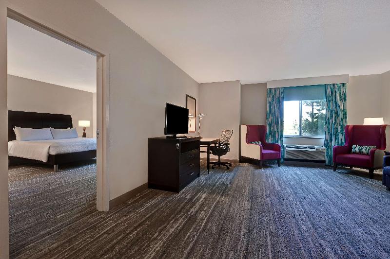 Люкс Кровать Кинг, Hilton Garden Inn San Bernardino