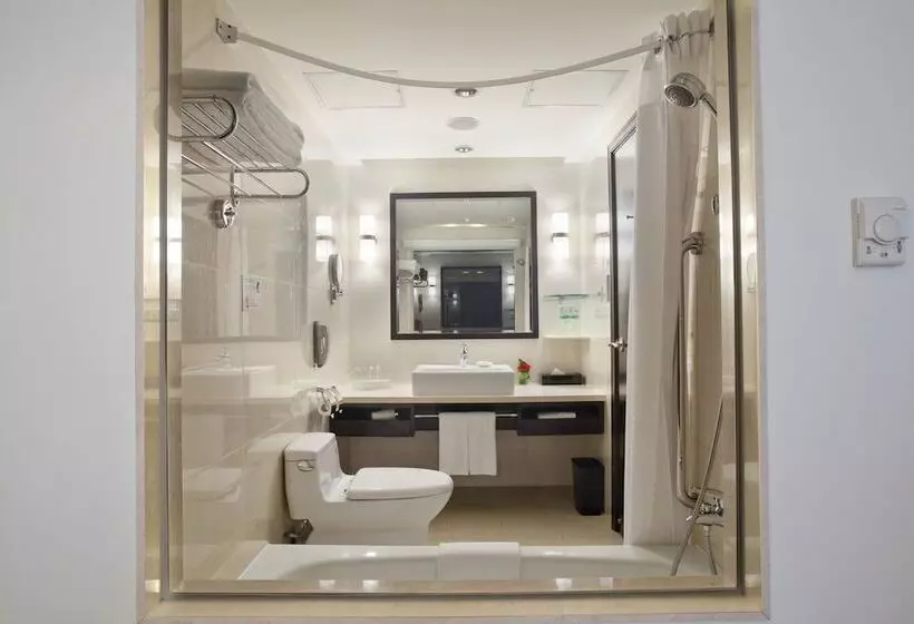 Club Room, Holiday Inn Macau, An Ihg