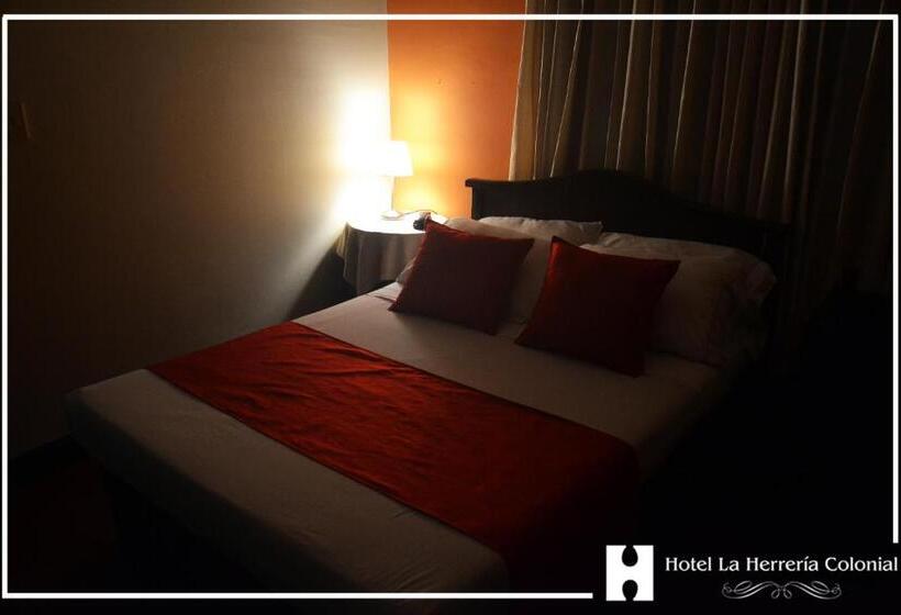 スタンダードシングルルーム, La Herreria Colonial