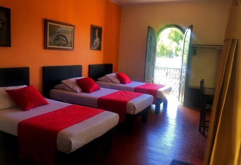 スタンダードトリプルルーム, La Herreria Colonial