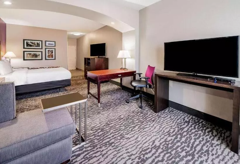 キングサイズベッドのエクゼクティブルーム, La Quinta By Wyndham Dfw Airport West   Bedford