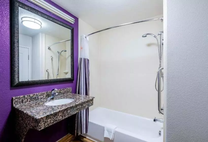 身障者適用スイートルーム, La Quinta By Wyndham Dfw Airport West   Bedford
