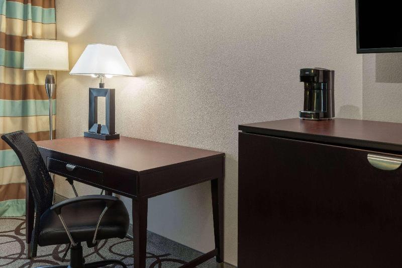带大床的标准间, La Quinta By Wyndham Fort Worth   Lake Worth