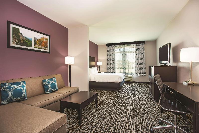 Люкс Повышенной Комфортности, La Quinta By Wyndham Russellville
