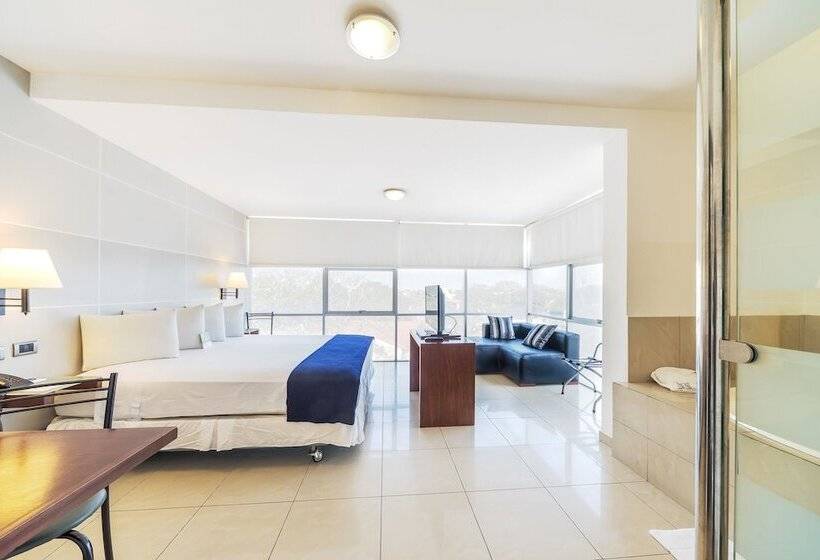 Lakosztály, Lp Santa Cruz Centro