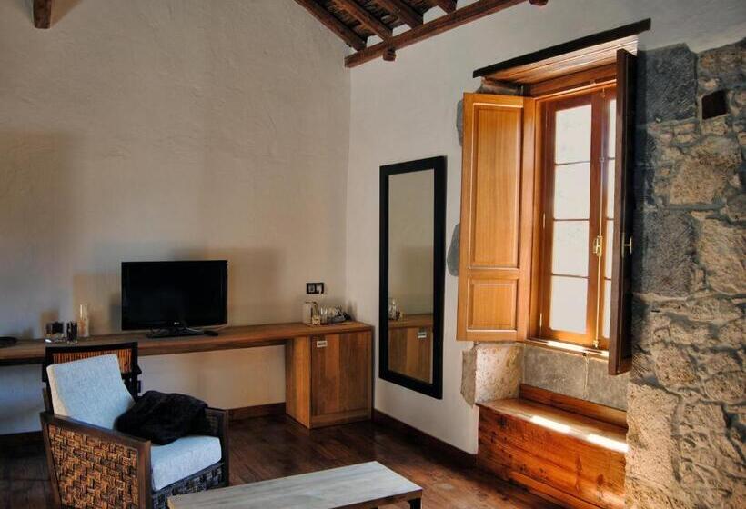 수피리어 룸, Rural El Mondalon