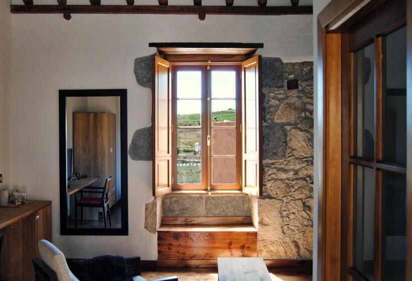 수피리어 룸, Rural El Mondalon