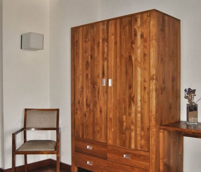 수피리어 룸, Rural El Mondalon