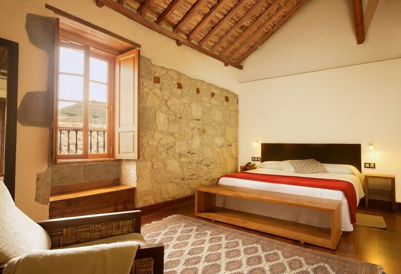 수피리어 룸, Rural El Mondalon