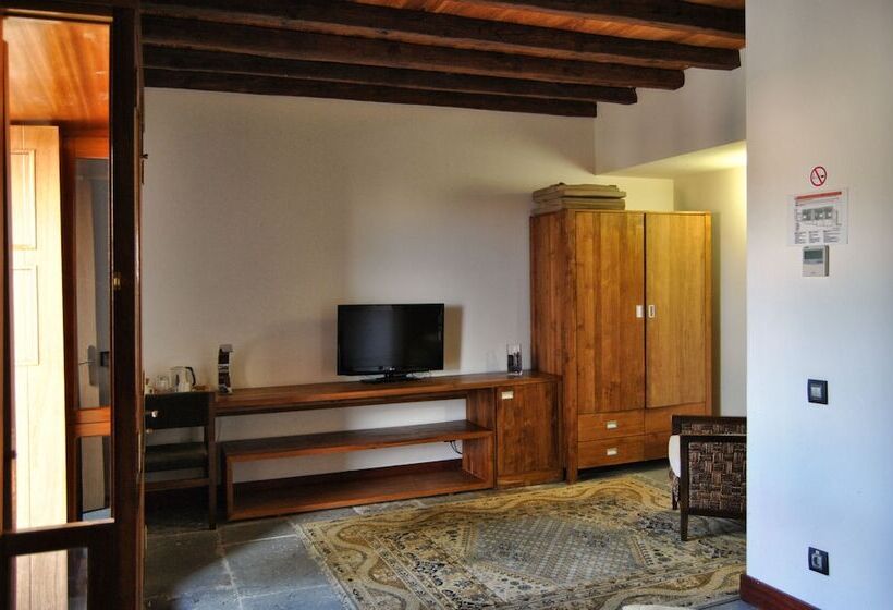 스탠다드 트리플 룸, Rural El Mondalon