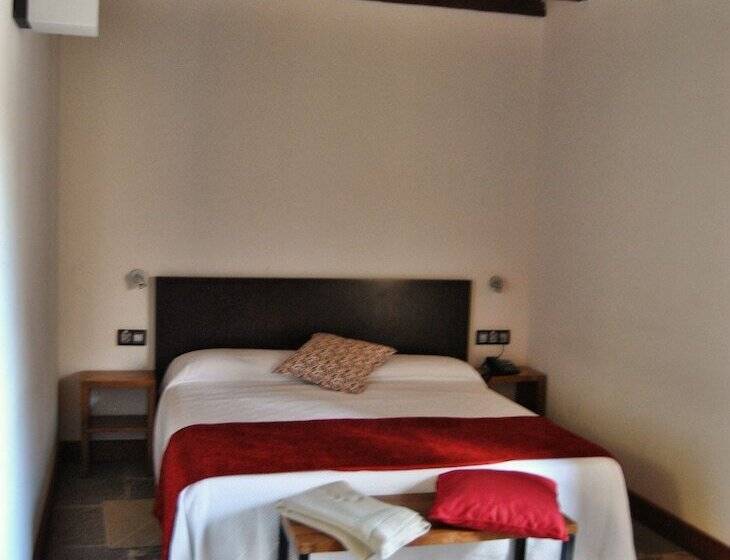 스탠다드 트리플 룸, Rural El Mondalon