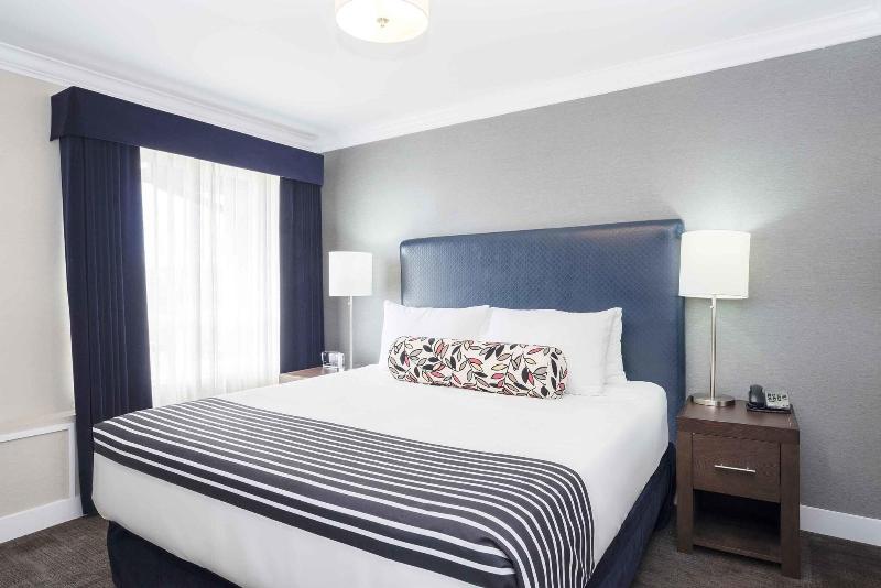 سوئیت با تخت بزرگ, Sandman Signature Prince George