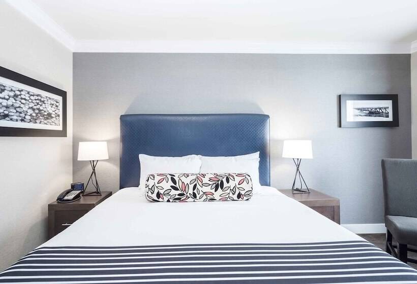 اتاق استاندارد با تخت دوبل, Sandman Signature Prince George