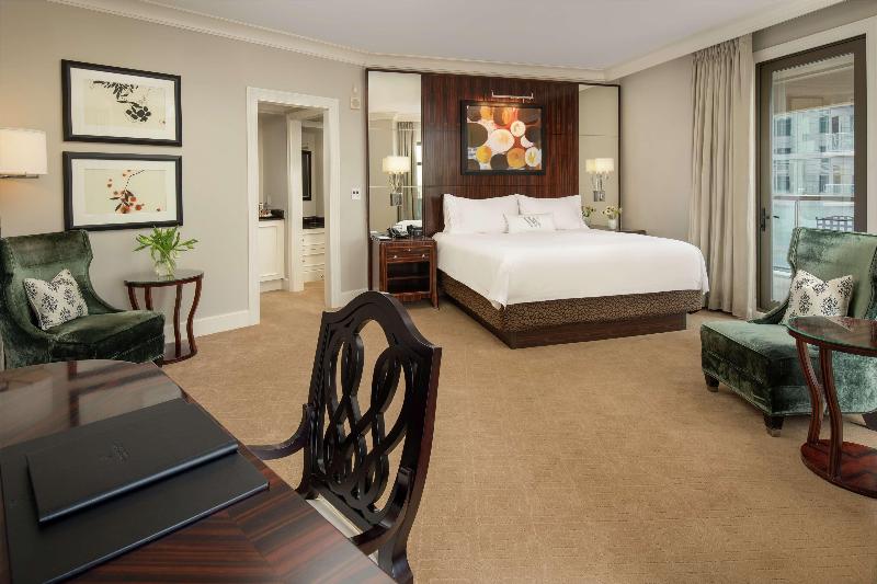 스탠다드 룸 킹사이즈 침대, Waldorf Astoria Atlanta Buckhead