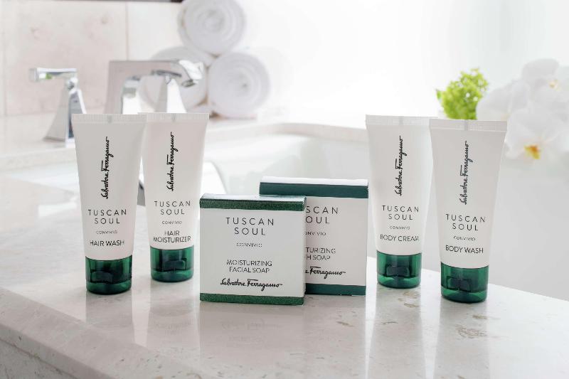 스탠다드 룸 킹사이즈 침대, Waldorf Astoria Atlanta Buckhead