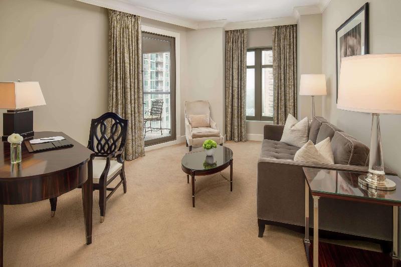 스위트 킹사이즈 침대, Waldorf Astoria Atlanta Buckhead
