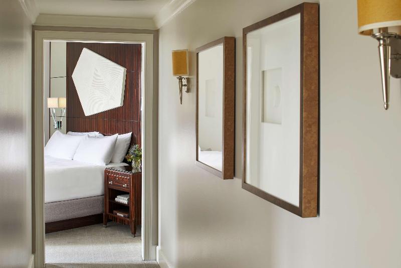 Люкс Кровать Кинг, Waldorf Astoria Atlanta Buckhead