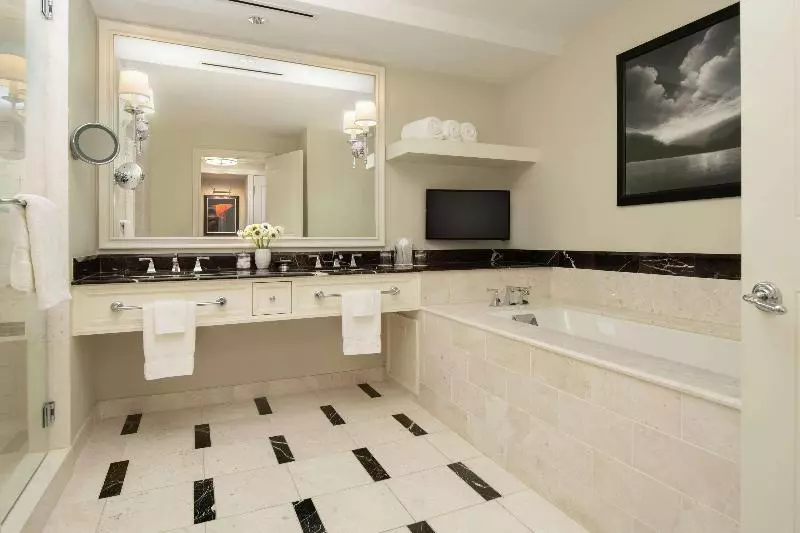 プレミアムルーム, Waldorf Astoria Atlanta Buckhead