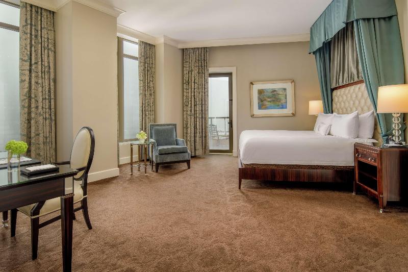 스위트 킹사이즈 침대, Waldorf Astoria Atlanta Buckhead