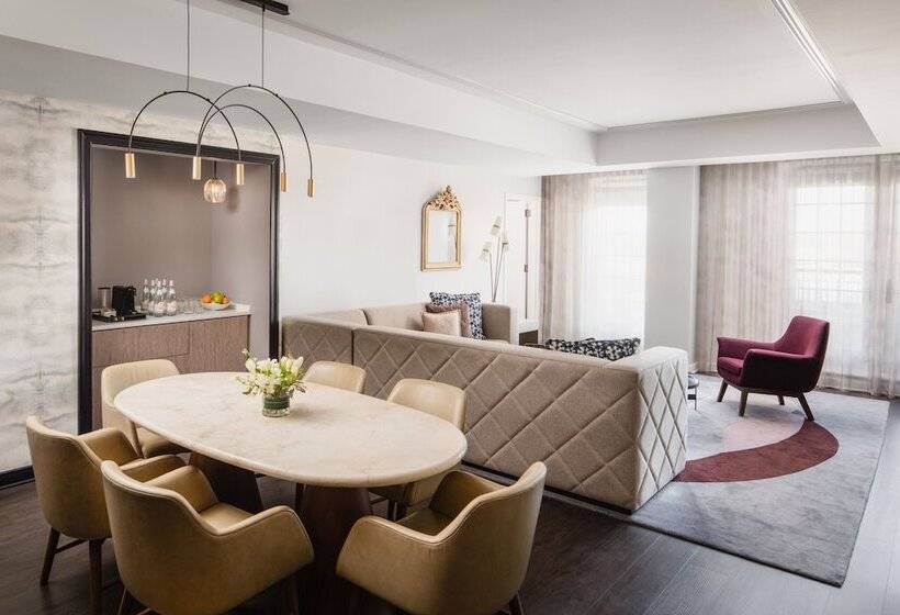 Президентский Люкс, Archer Hotel Old Town Alexandria