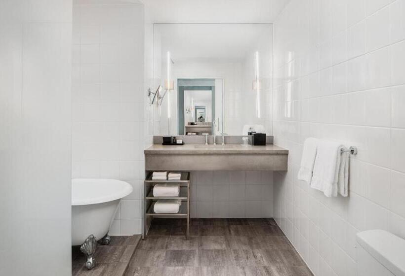 Президентский Люкс, Archer Hotel Old Town Alexandria