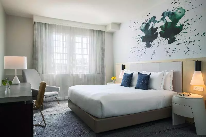 اتاق استاندارد با تخت بزرگ, Archer Hotel Old Town Alexandria