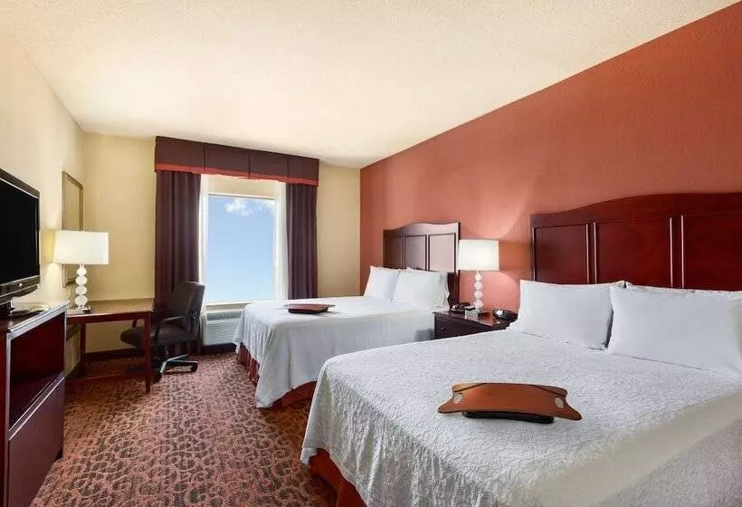 Standard-huone, Hampton Inn & Suites Mission