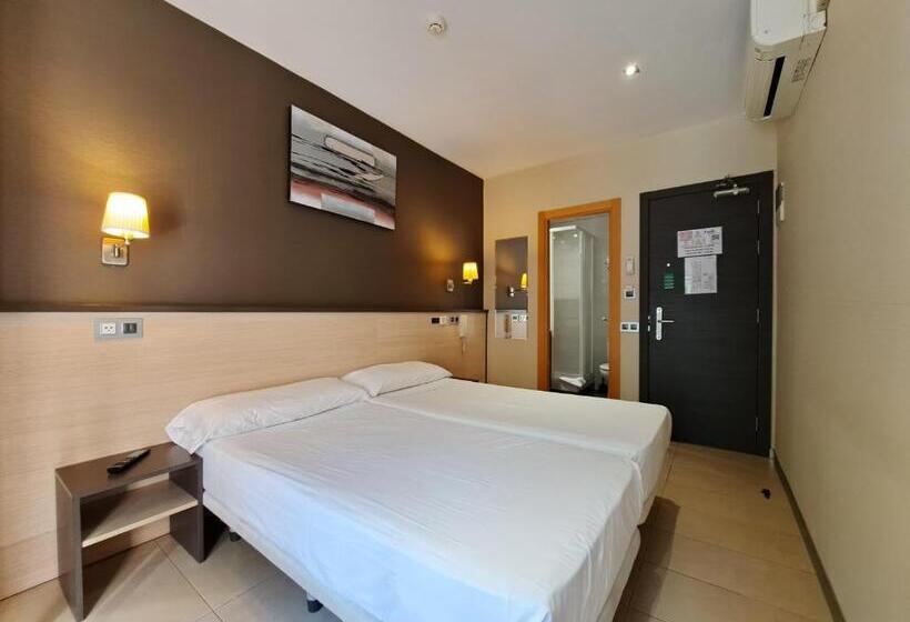 اتاق استاندارد با چشمانداز, Hostal Las Flores Ramblas