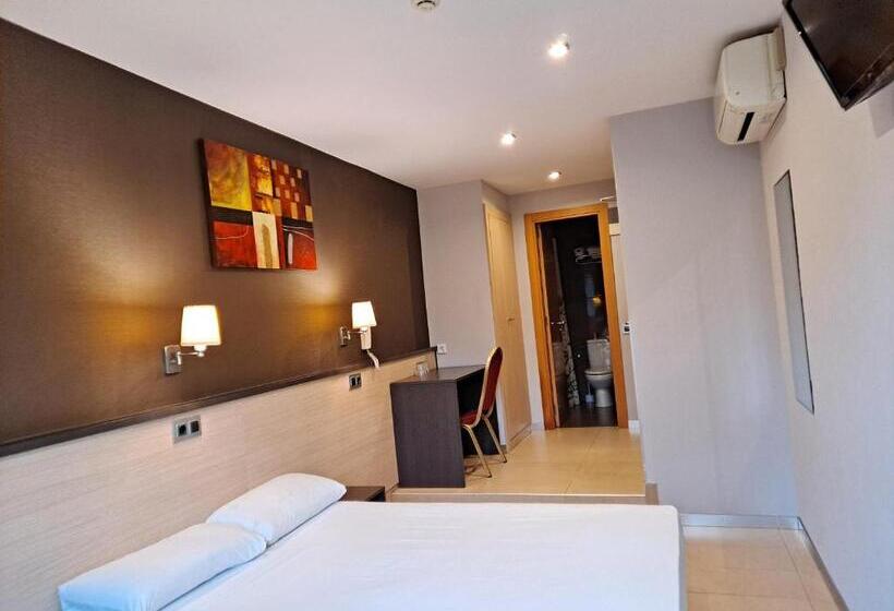 اتاق استاندارد با چشم‌انداز, Hostal Las Flores Ramblas