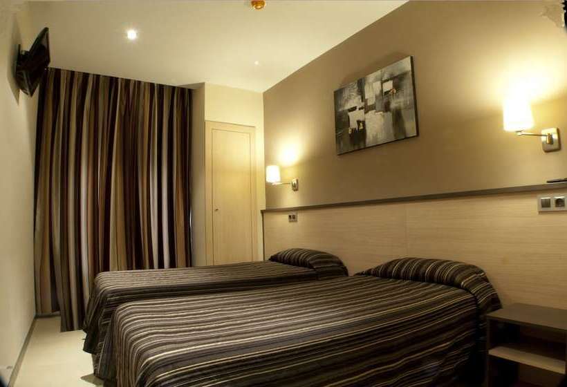 اتاق استاندارد با چشم‌انداز, Hostal Las Flores Ramblas