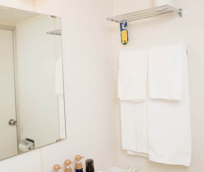 غرفة قياسية, Best Western Yokohama