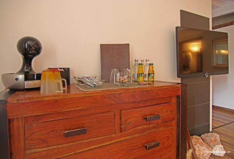 スイート, Elements