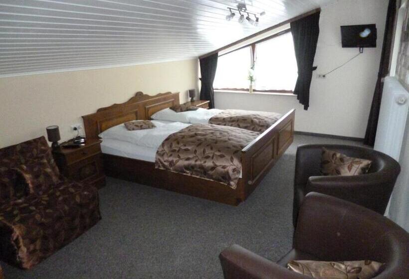 Номер Стандарт, Gästehaus Am Berg