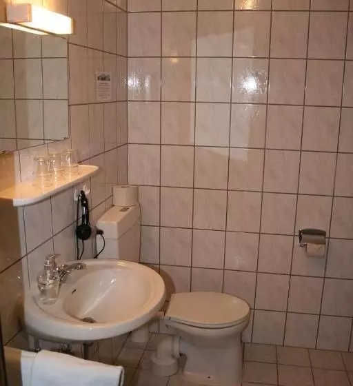 スタンダードトリプルルーム, Gästehaus Am Berg