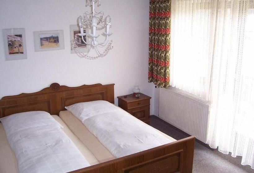 Номер Стандарт, Gästehaus Am Berg