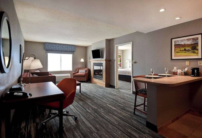 سوئیت با وان آب گرم, Hampton Inn Rutland
