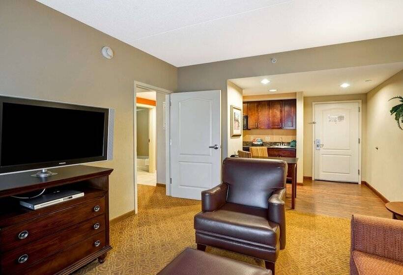 适合残疾人士使用的套间, Homewood Suites Fredericksburg